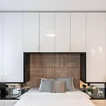 Апартаменти Old Town Poiana 7 *