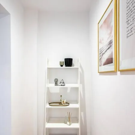 Old Town Poiana 7 * Βουκουρέστι